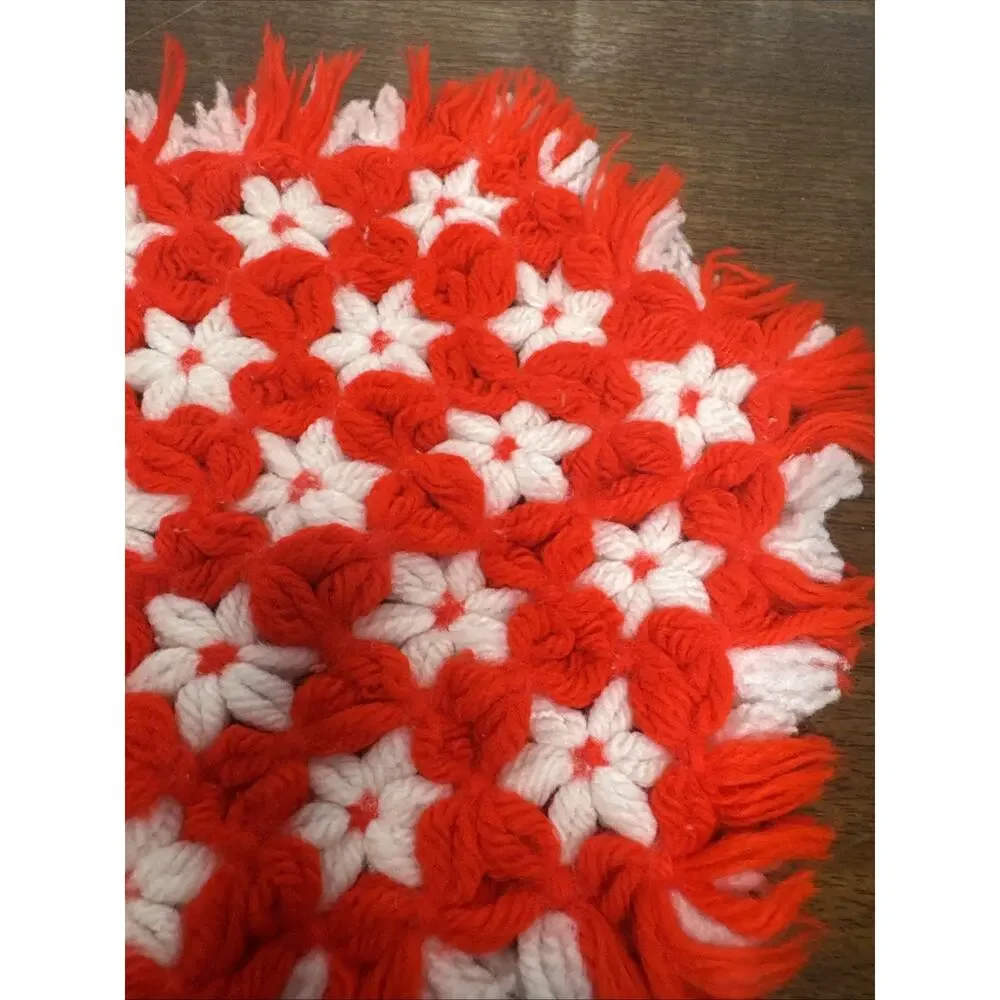 VTG 70’s Crocheted Reversible Hot Pad Trivet
